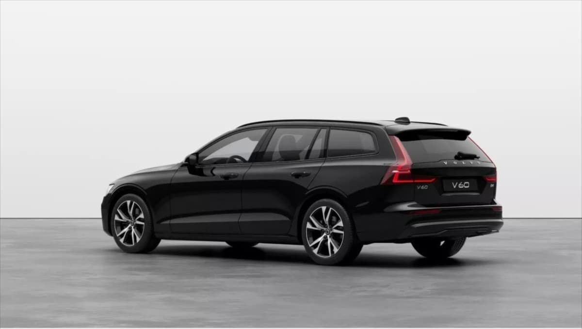 2025 Volvo V60 - 3