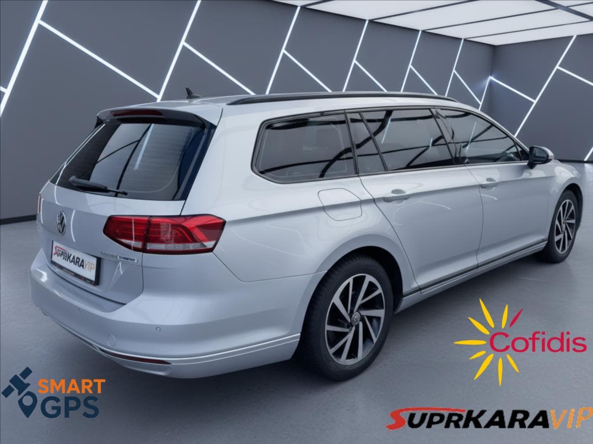 2016 Volkswagen Passat - 5