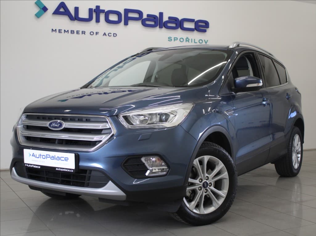 Ford Kuga 1,5 EB 110kW Titan. 25 90