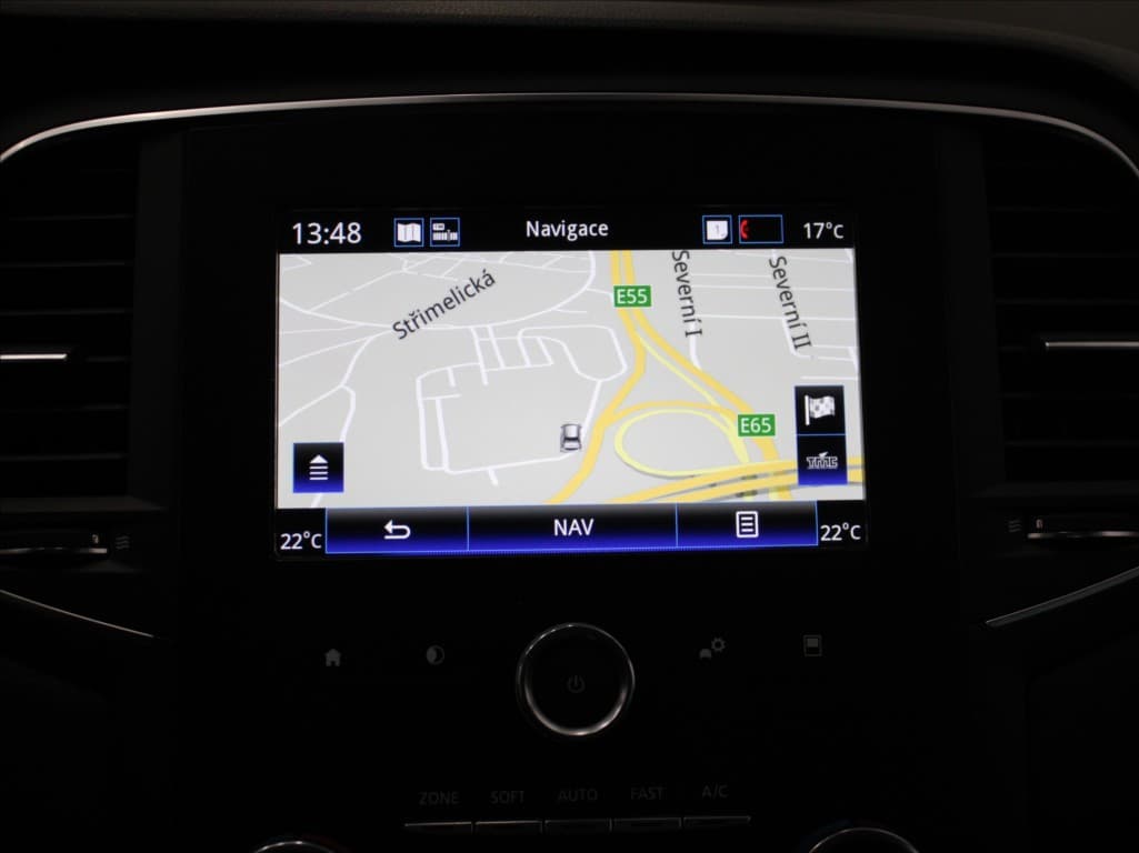 2019 Renault Megane - 11