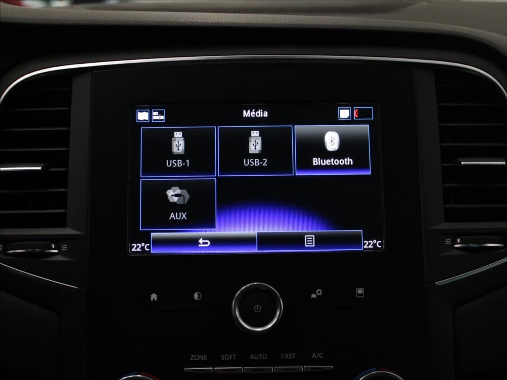 2019 Renault Megane - 12