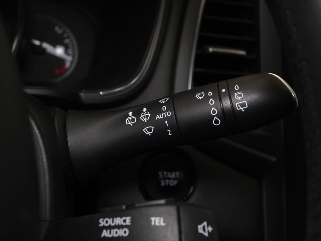 2019 Renault Megane - 19