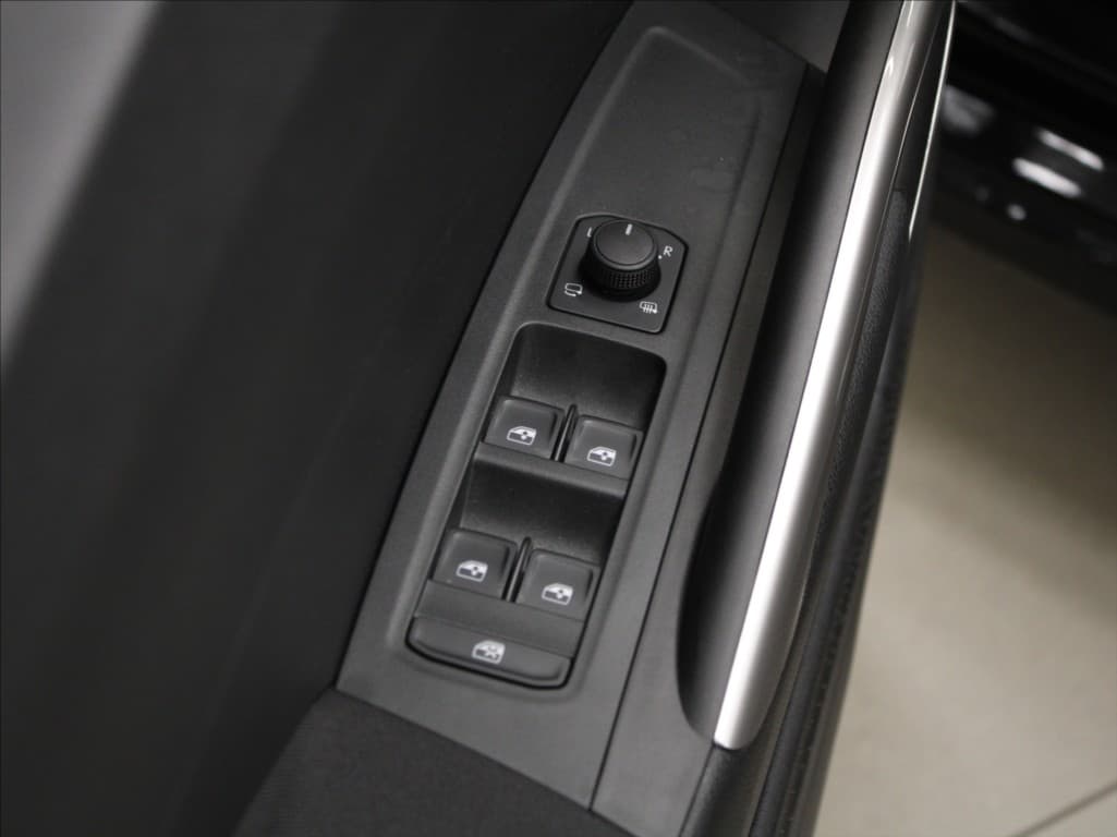 2025 Škoda Fabia - 18