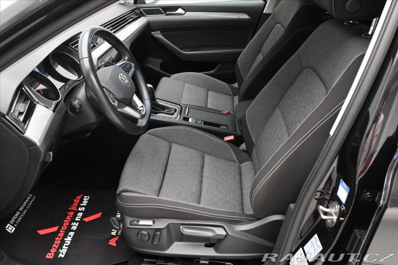 2023 Volkswagen Passat - 13