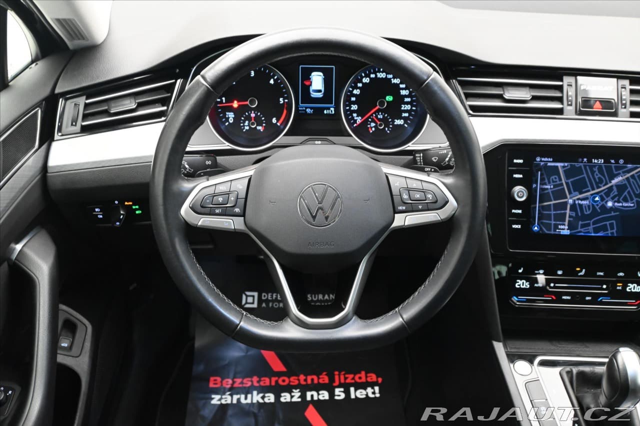 2023 Volkswagen Passat - 18