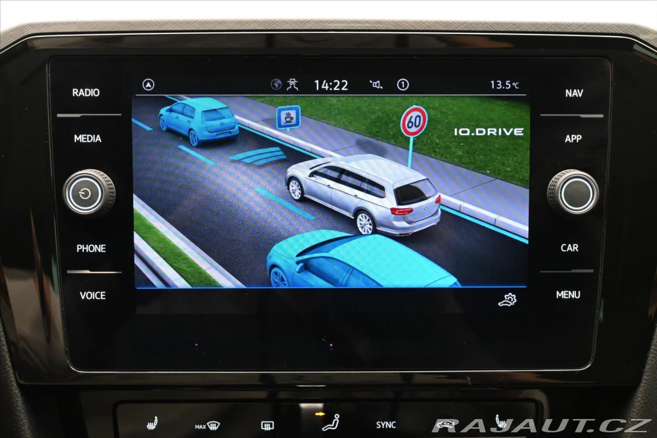 2023 Volkswagen Passat - 19