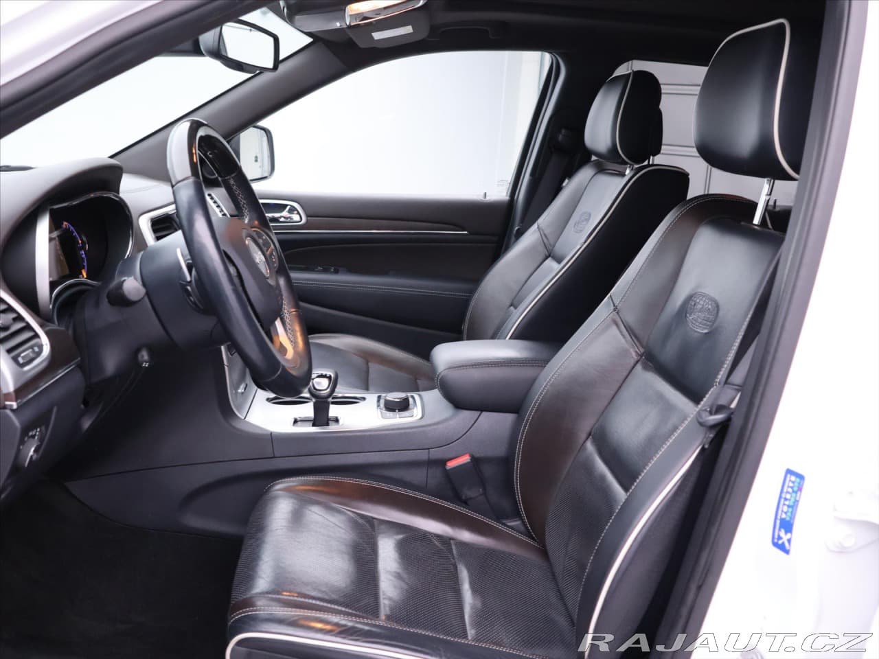 2015 Jeep Ostatní - 11