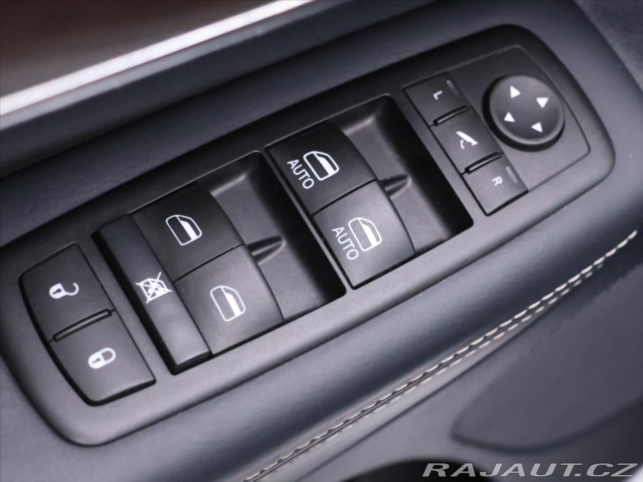 2015 Jeep Ostatní - 14