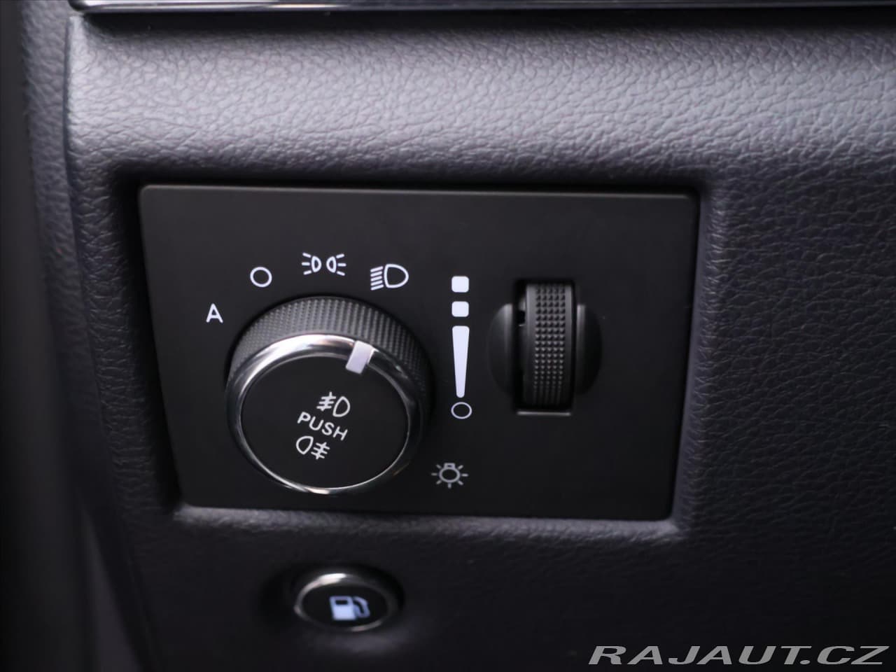 2015 Jeep Ostatní - 16