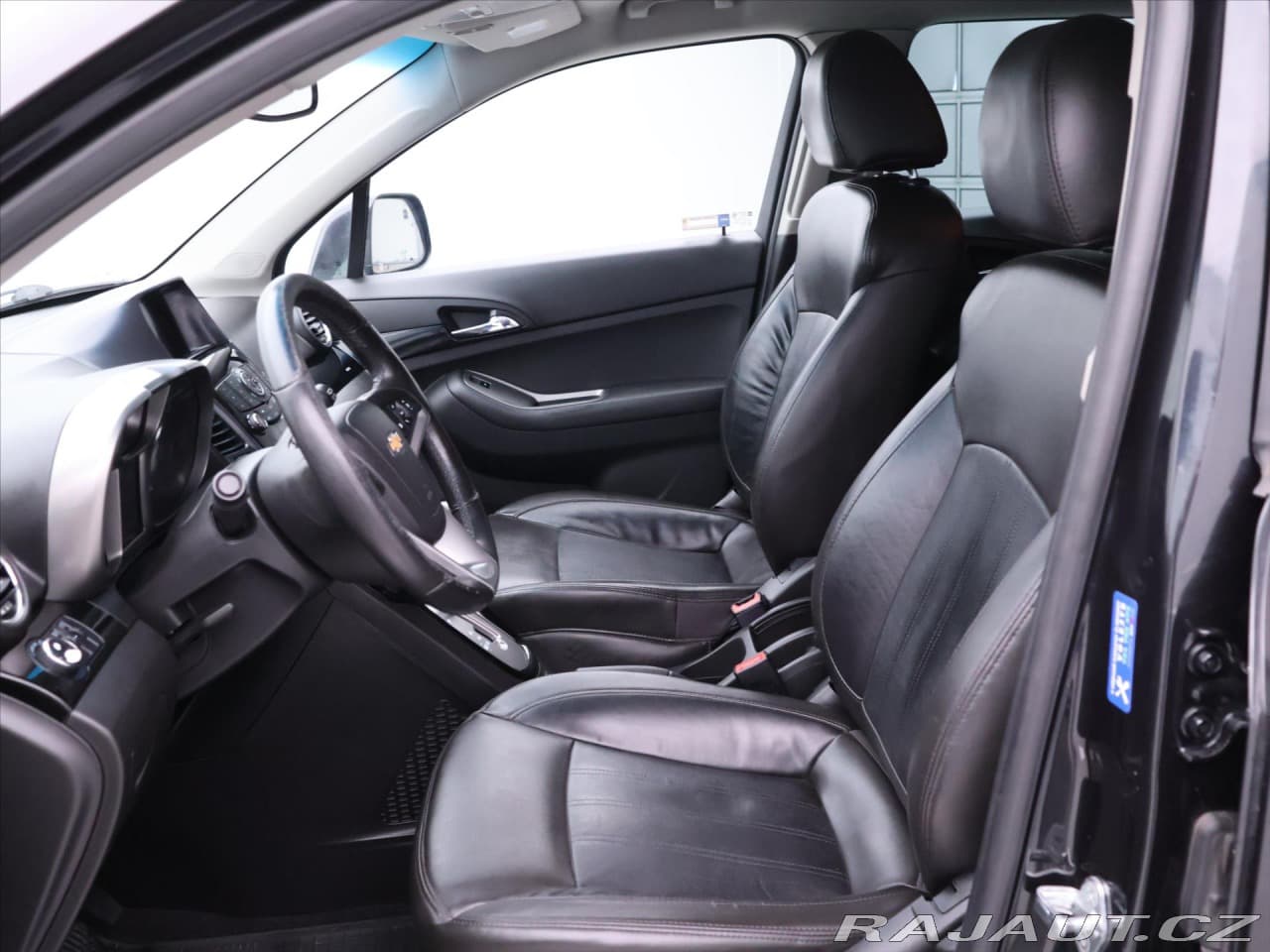 2012 Chevrolet Orlando - 11