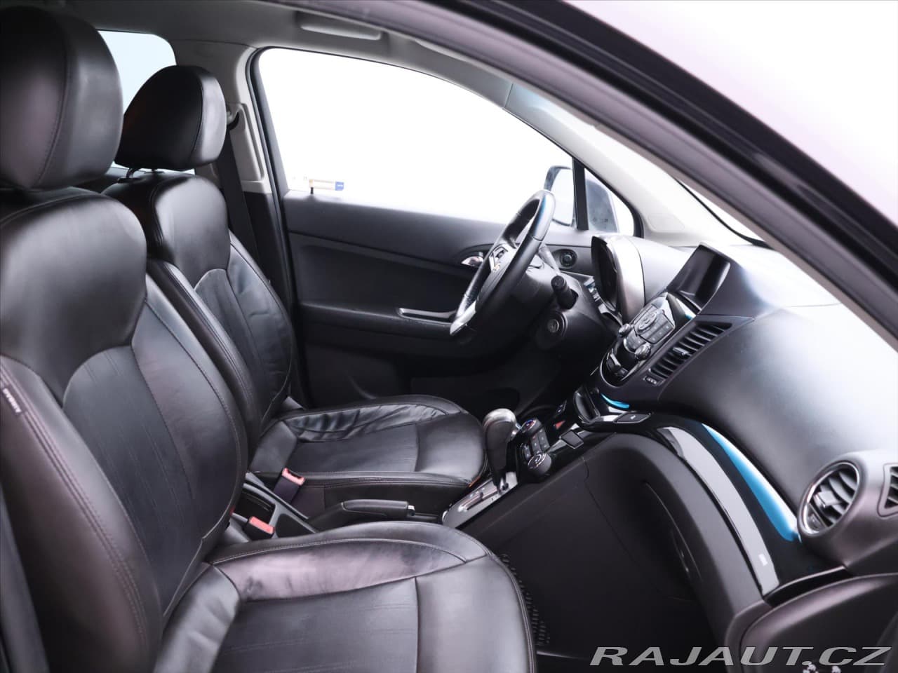 2012 Chevrolet Orlando - 12