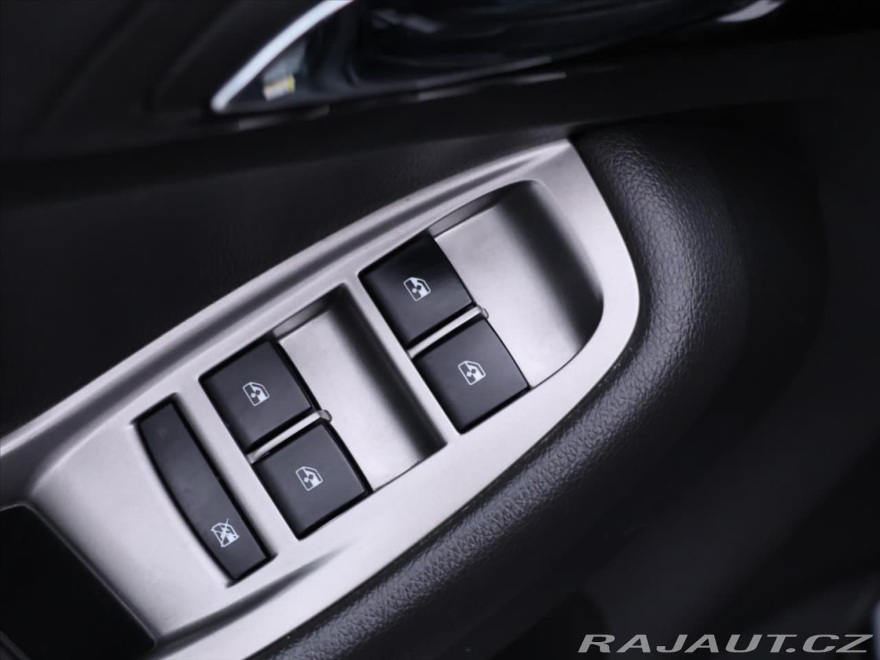 2012 Chevrolet Orlando - 16