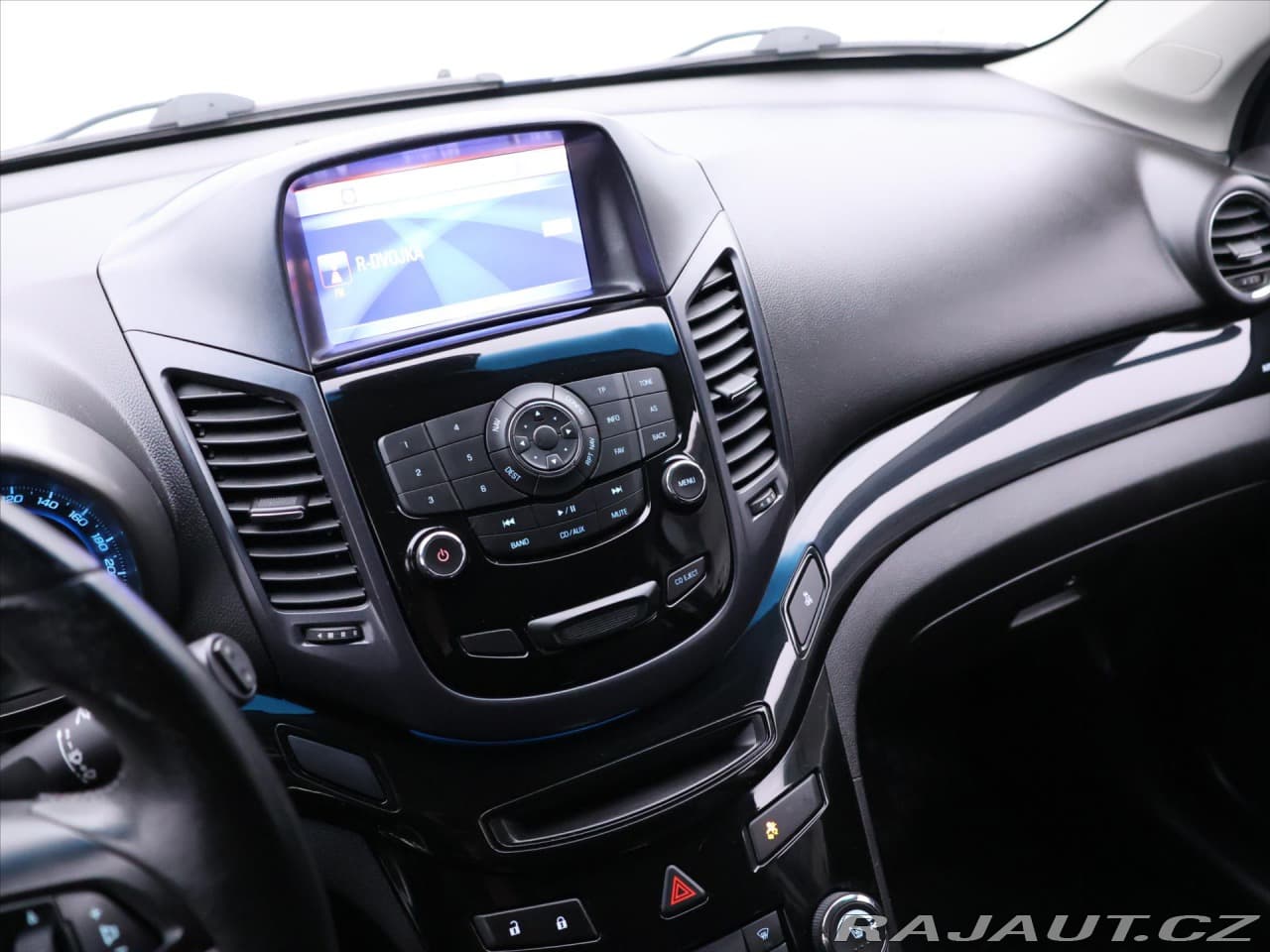 2012 Chevrolet Orlando - 20