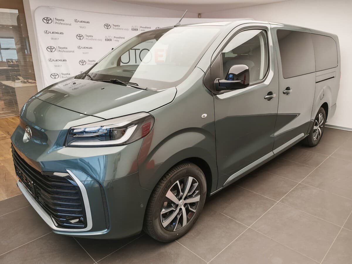 Toyota ProAce 2.0 D4-D Long Family Weba