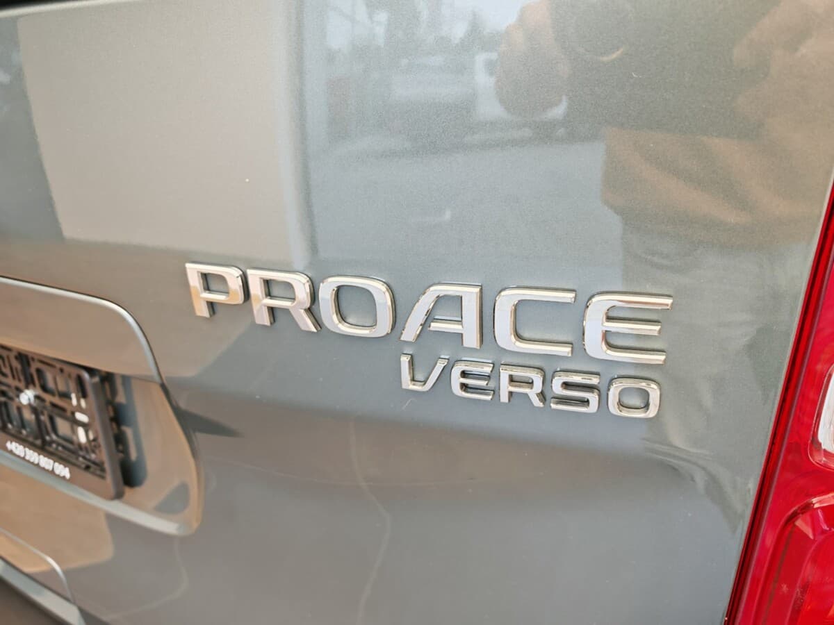 2025 Toyota Proace - 7