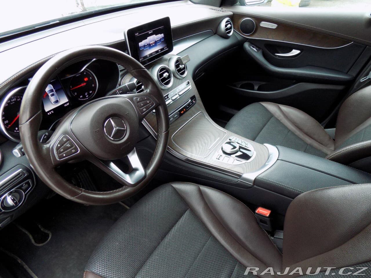 2018 Mercedes-Benz GLC - 11