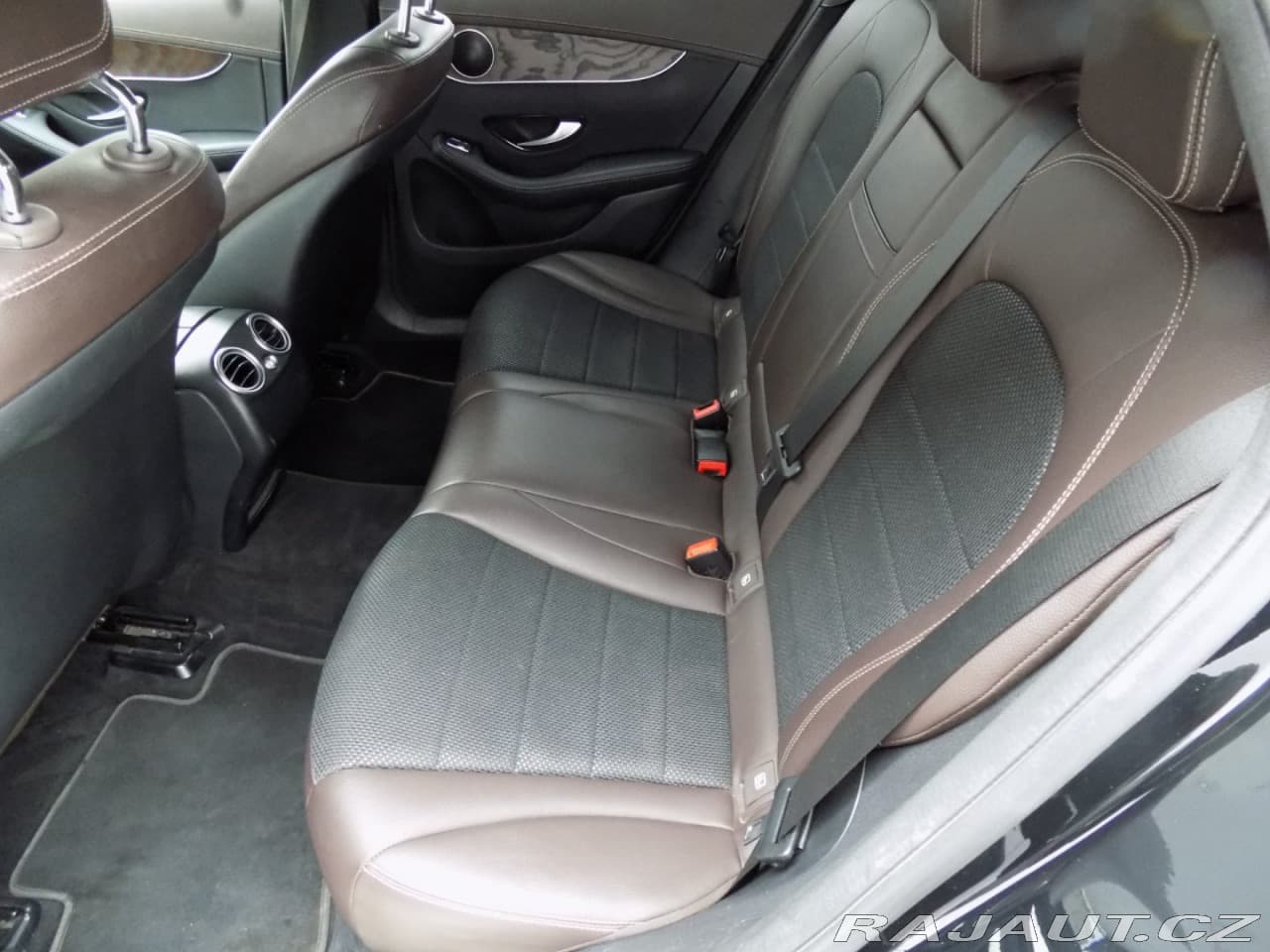 2018 Mercedes-Benz GLC - 12