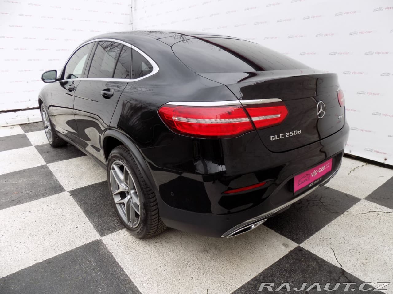 2018 Mercedes-Benz GLC - 3