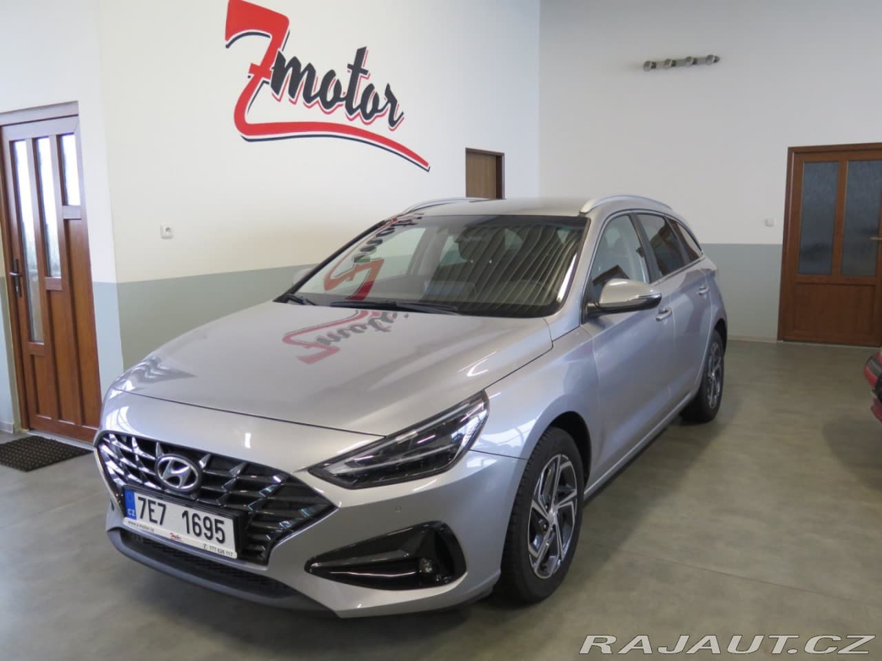 Hyundai i30 1.5T-GDi MHEV,tažné,kamer