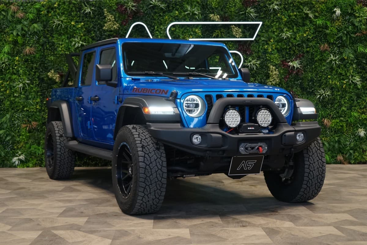 2023 Jeep Gladiator - 3