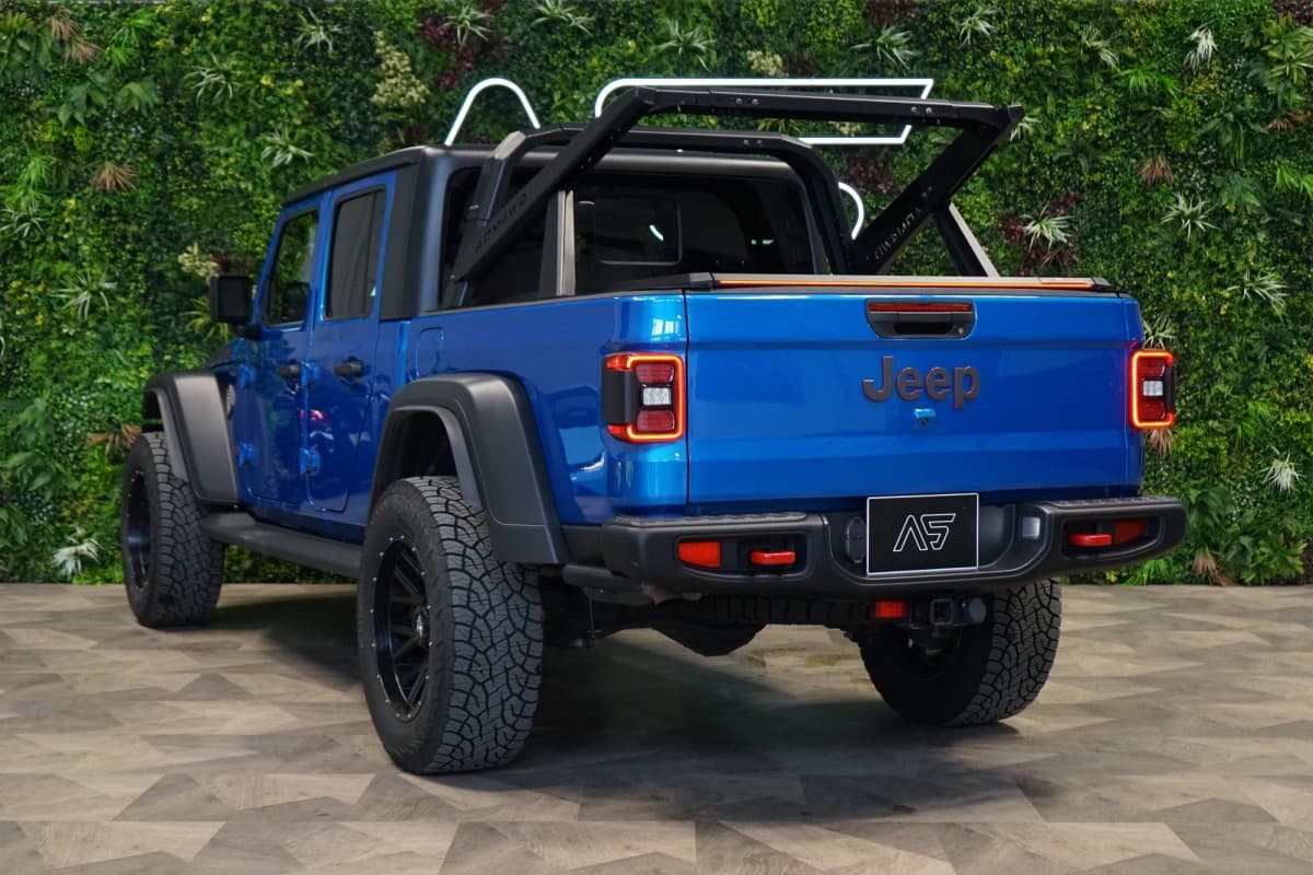 2023 Jeep Gladiator - 5