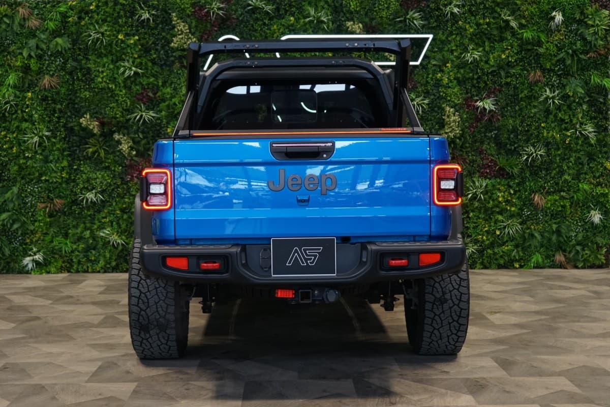 2023 Jeep Gladiator - 6