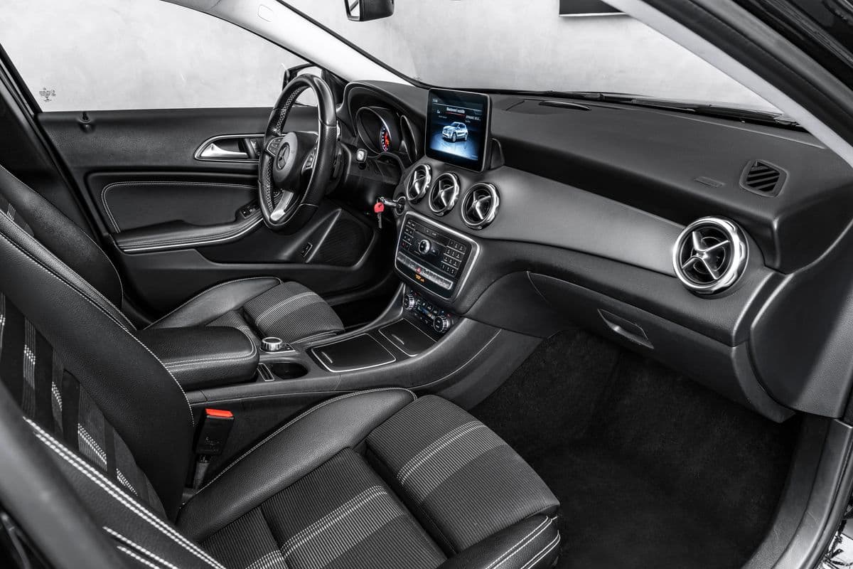 2018 Mercedes-Benz Gla - 11