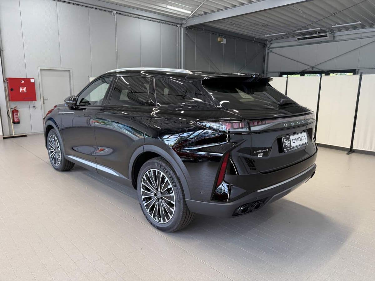 2026 Omoda 9 - 3