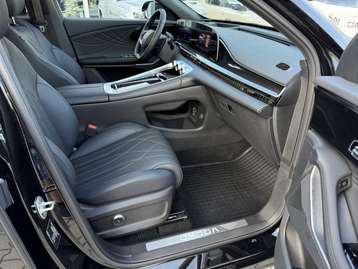 2026 Omoda 9 - 9