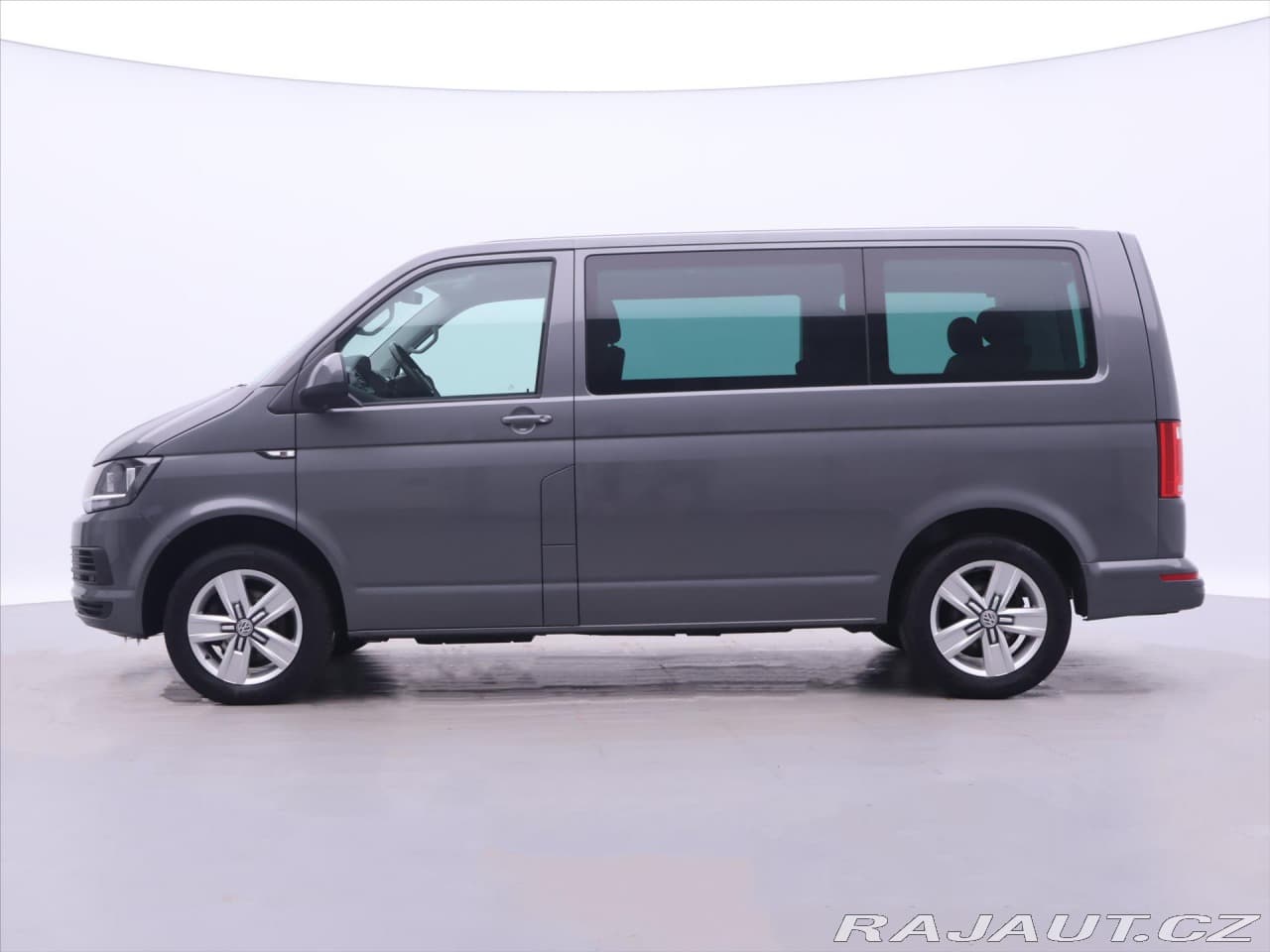 2017 Volkswagen Multivan - 4