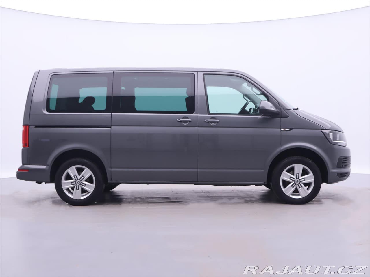 2017 Volkswagen Multivan - 8