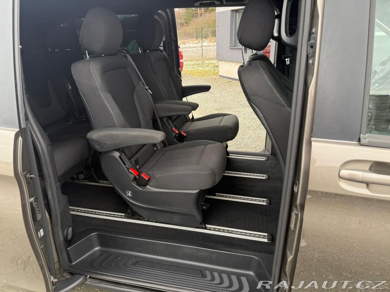 2015 Mercedes-Benz V-Class - 7