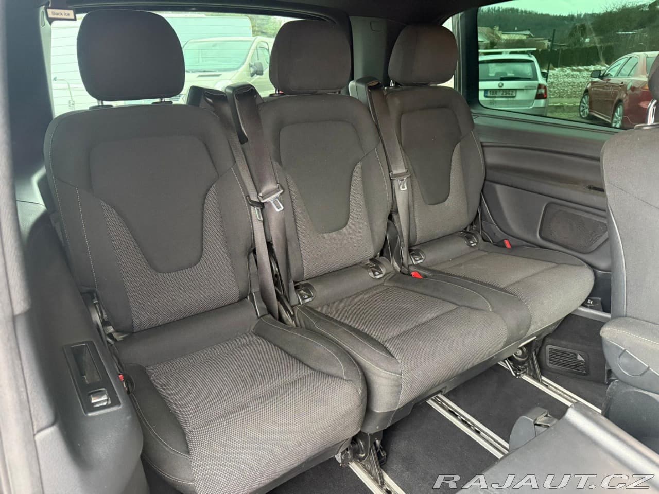 2015 Mercedes-Benz V-Class - 8