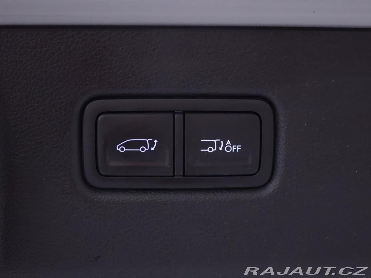 2024 Hyundai Staria - 11