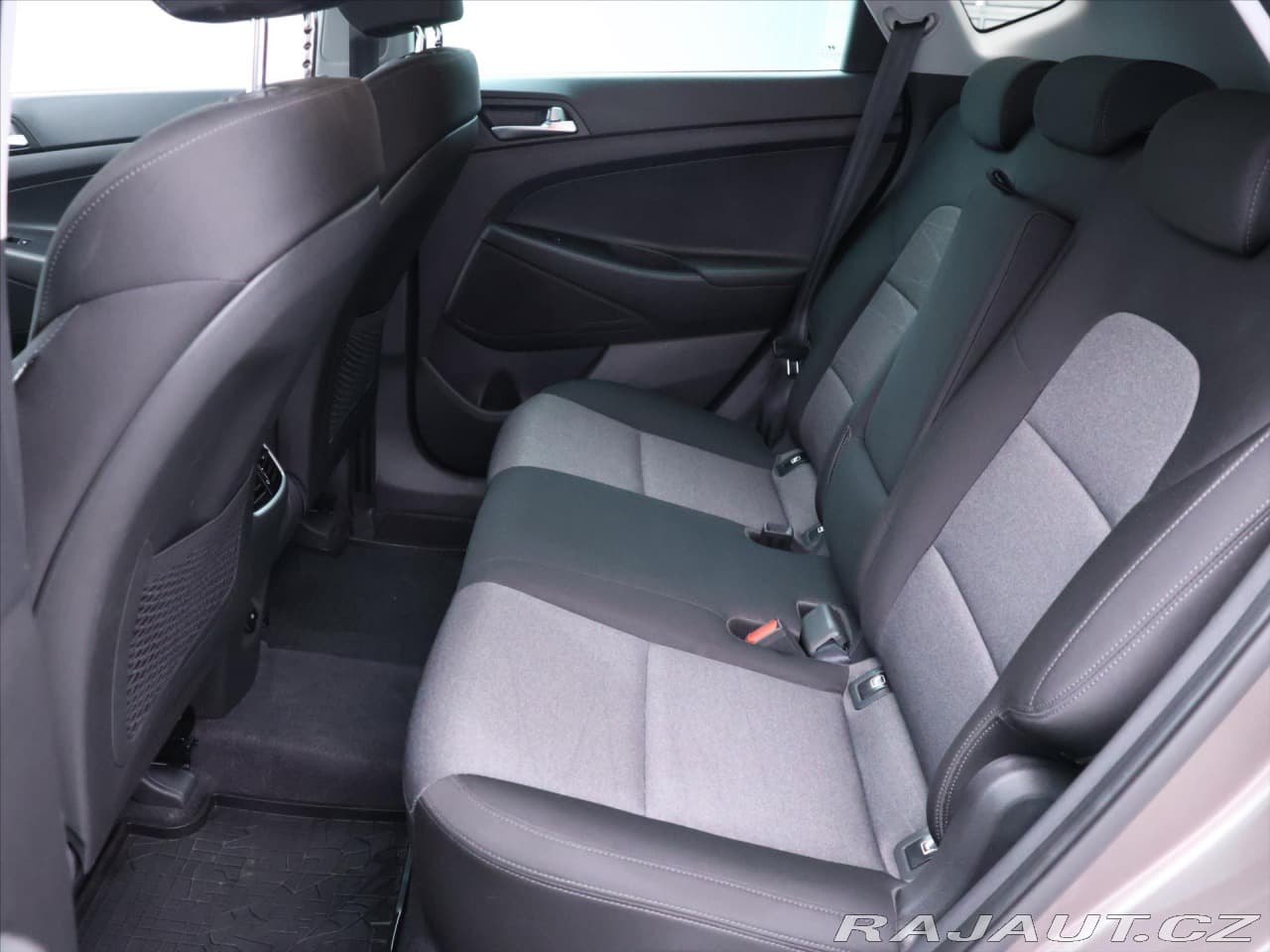 2020 Hyundai Tucson - 13