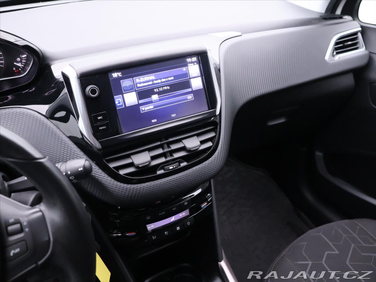 2015 Peugeot 2008 - 16