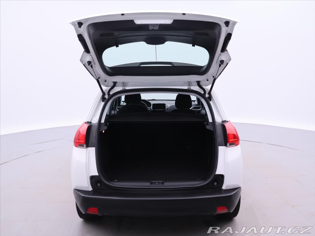 2015 Peugeot 2008 - 9