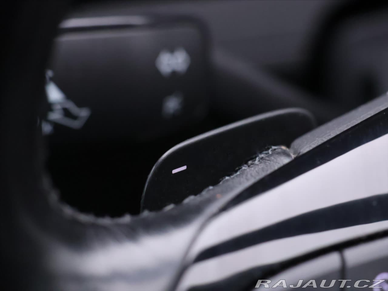 2018 Volkswagen PASSAT - 16