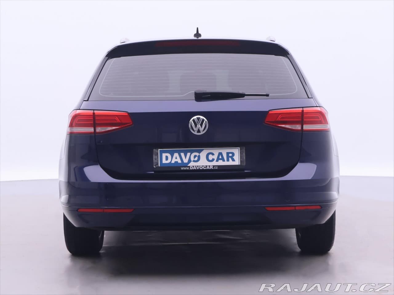 2018 Volkswagen PASSAT - 6