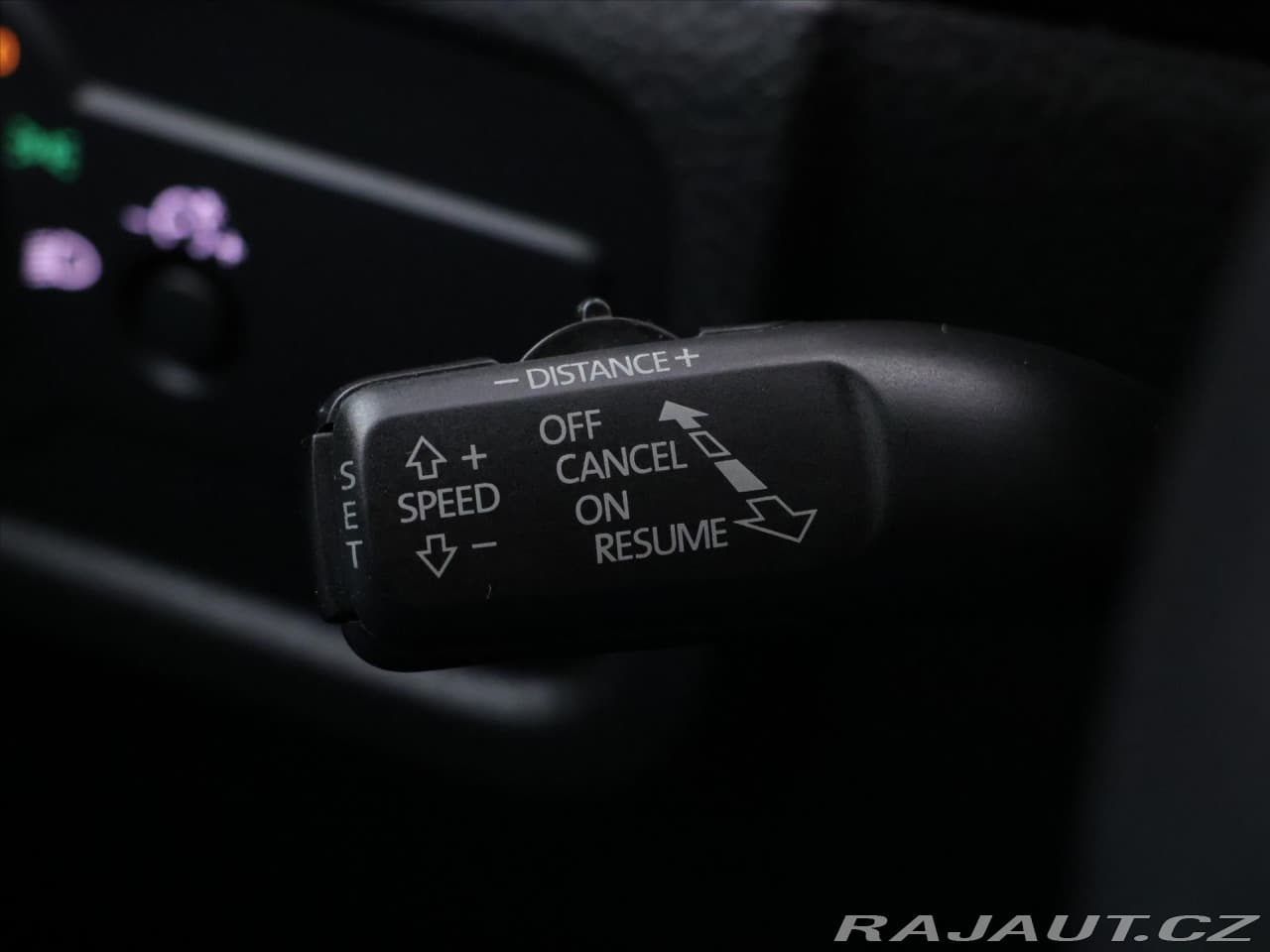 2014 Volkswagen Touareg - 19