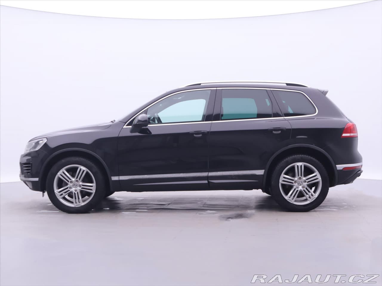 2014 Volkswagen Touareg - 4