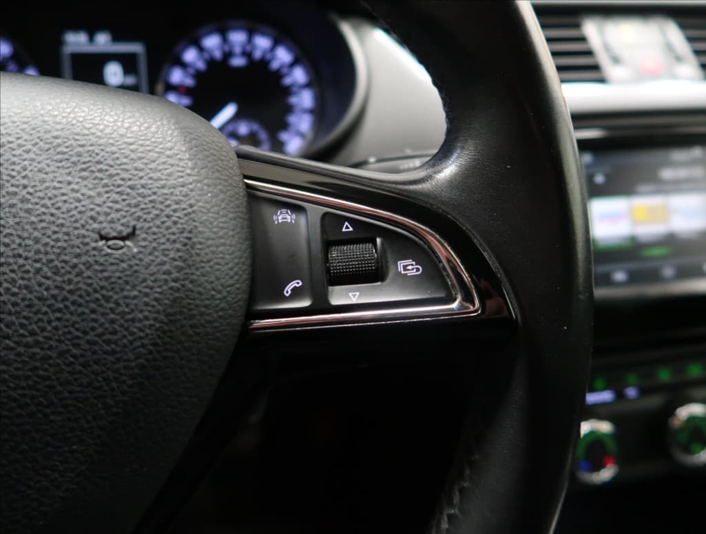 2015 Škoda Octavia - 14