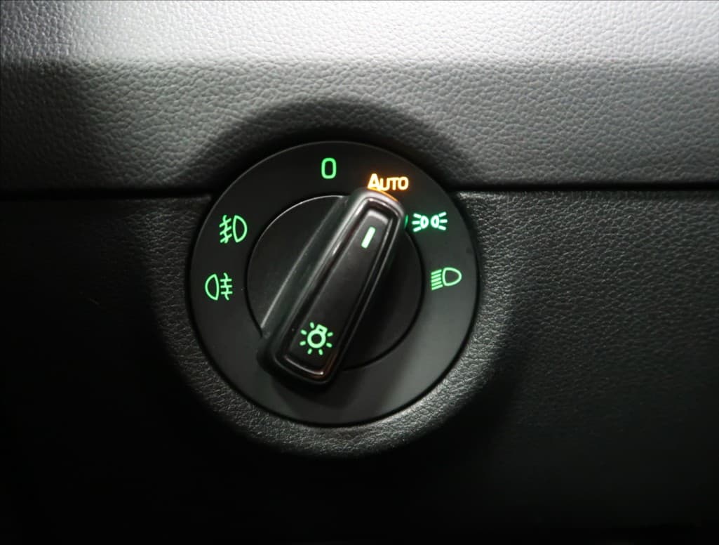 2015 Škoda Octavia - 18