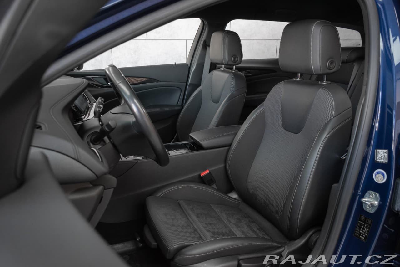 2021 Opel Insignia - 10