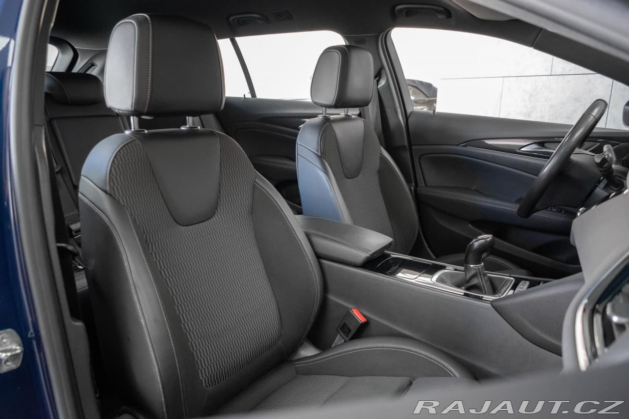 2021 Opel Insignia - 11