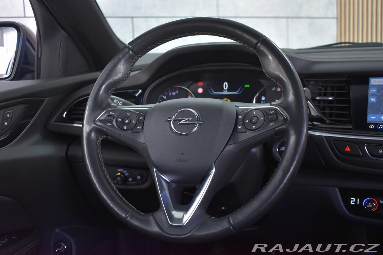 2021 Opel Insignia - 18