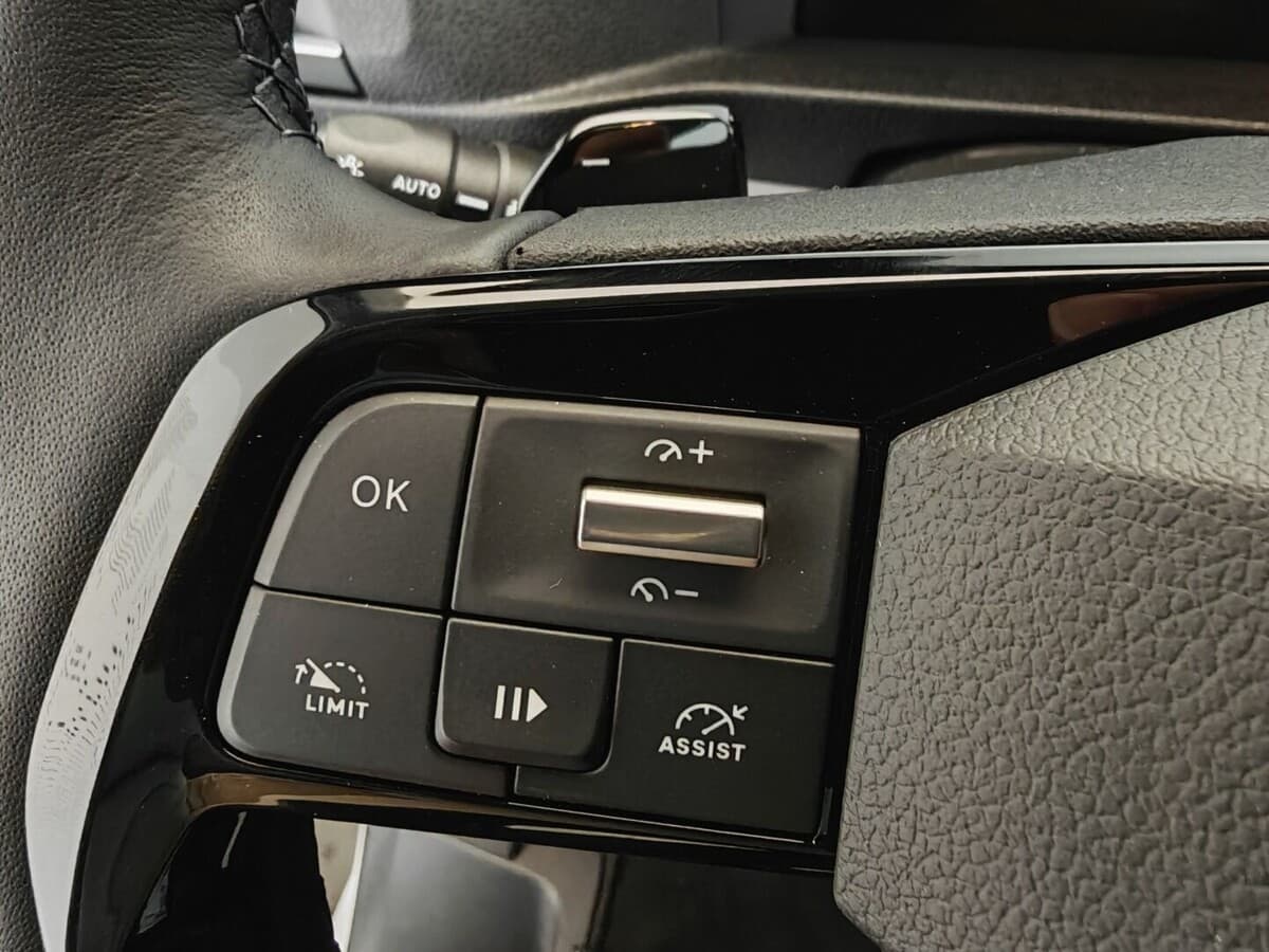 2025 Toyota Proace - 19