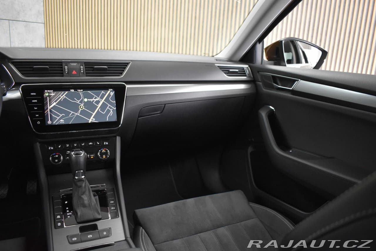 2021 Škoda Superb - 11