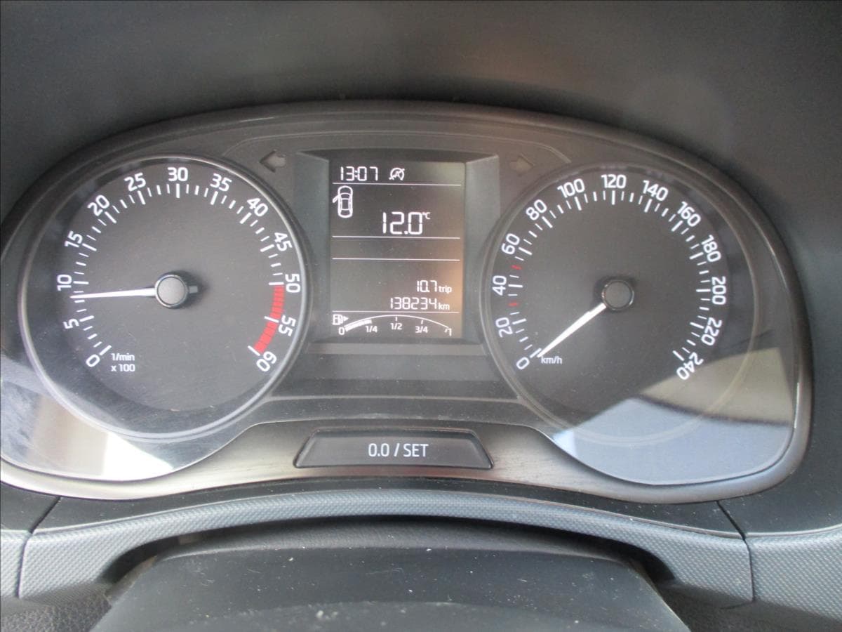 2015 Škoda Fabia - 14