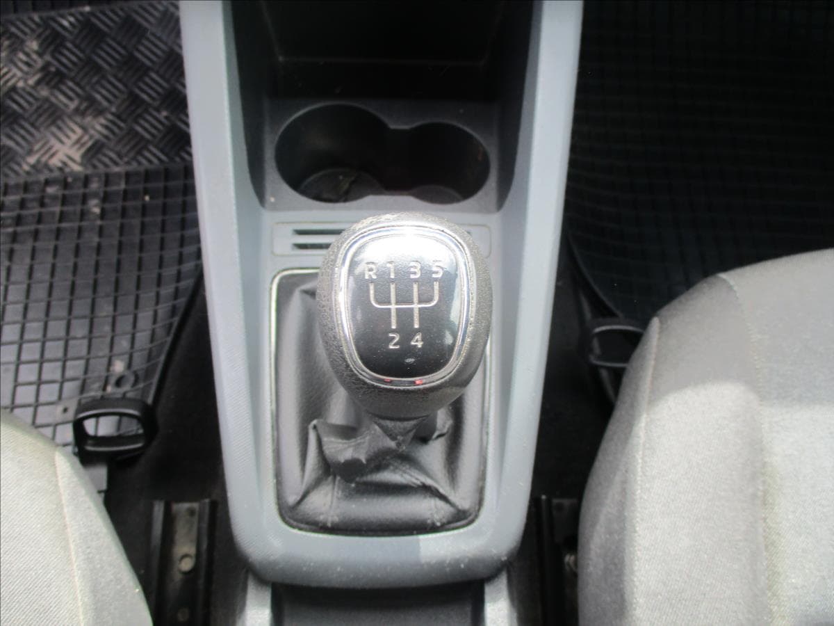 2015 Škoda Fabia - 17